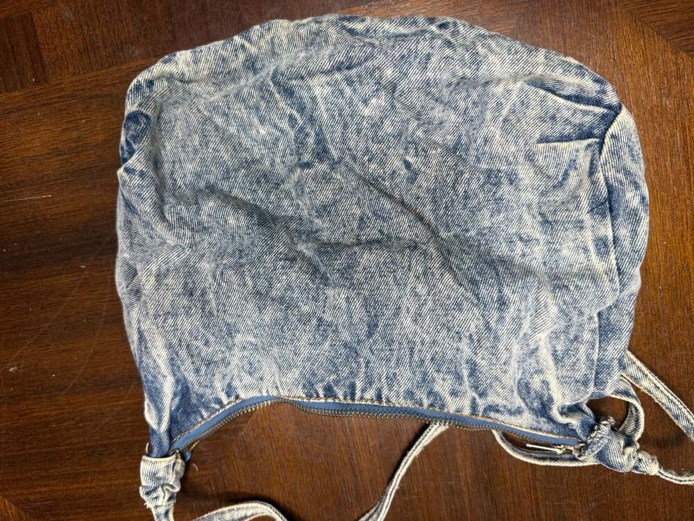 Pacific Connections Acid Wash Denim Crossbody Shoulder Bag - Picture 9 of 9